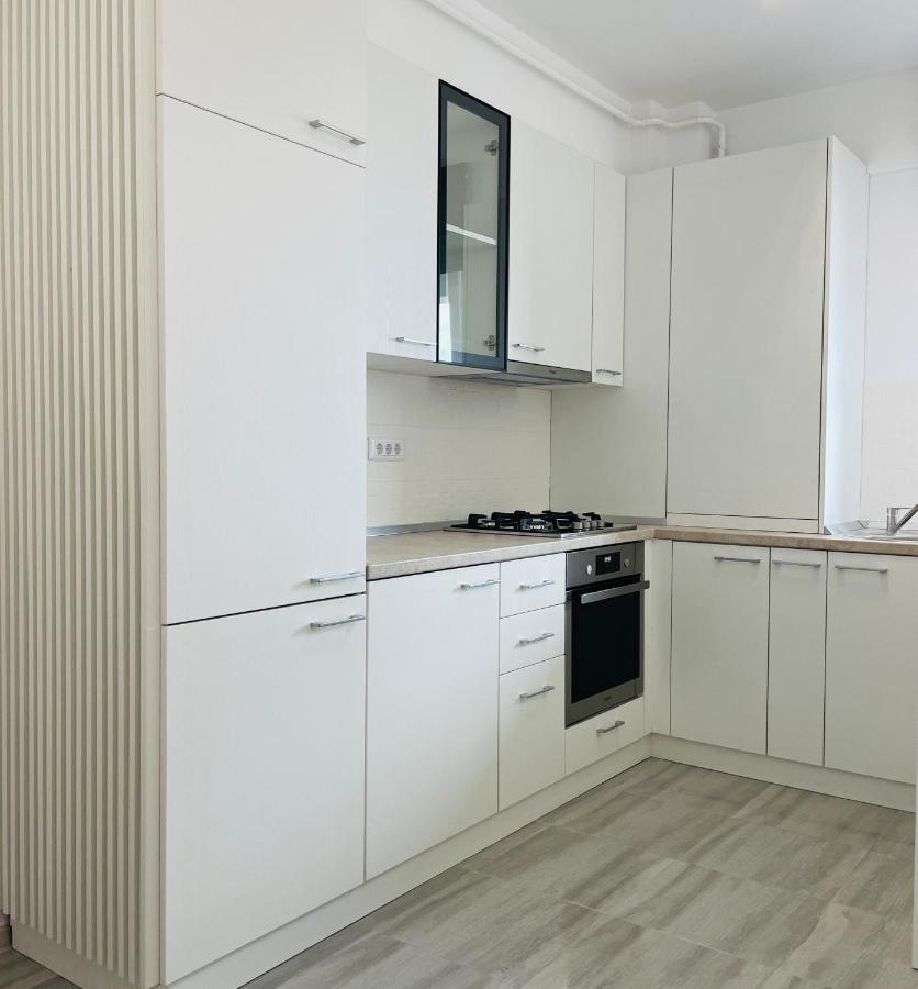 יאשי Q Royal Apartment - Palas Center מראה חיצוני תמונה